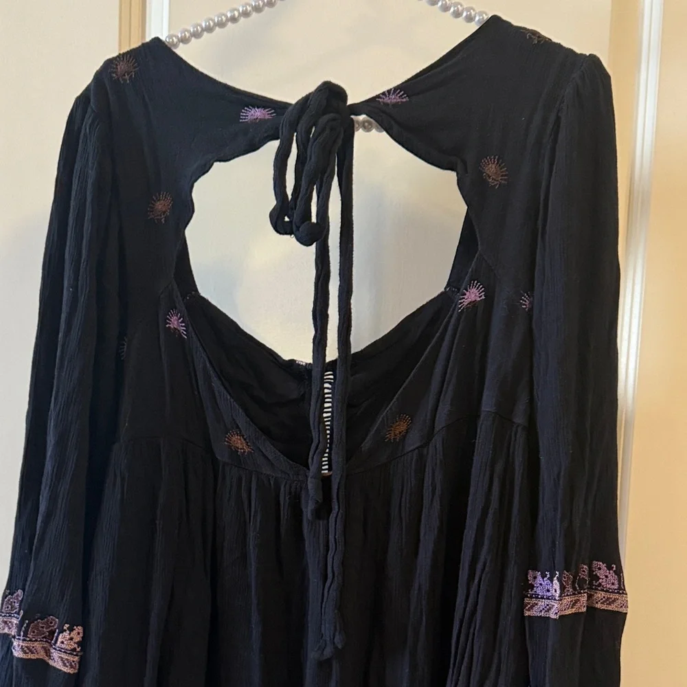 EUC Free People Rhiannon Embroidered Black Purple Bohemian Babydoll Mini Dress M - Picture 9 of 12